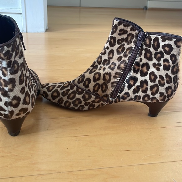 Genuine horse hair leopard print ankle boots with kitten heel - Picture 5 of 5
